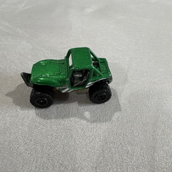 Lot Of 3 Matchbox Hot Wheels Die Cast Cars Toy Cars Vehicles Colorful - Picture 6 of 9